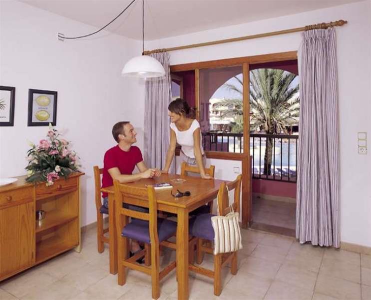 Globales Aparthotel Bouganvilla ซาโกมา ภายนอก รูปภาพ